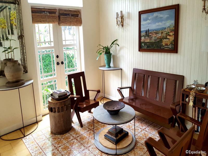 Charming La Casita Mercedes, 5Br And 5Tb For Family And Friends Staycation Makati City Bagian luar foto