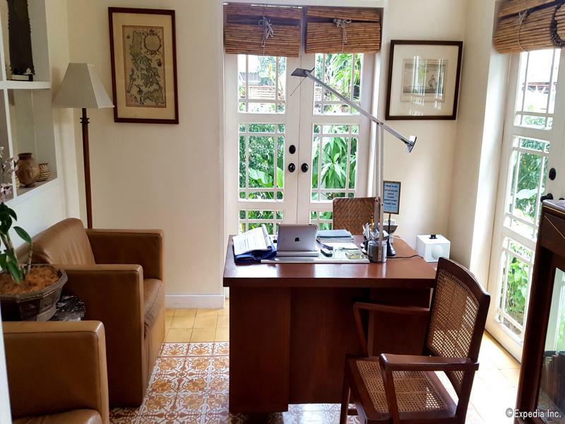 Charming La Casita Mercedes, 5Br And 5Tb For Family And Friends Staycation Makati City Bagian luar foto