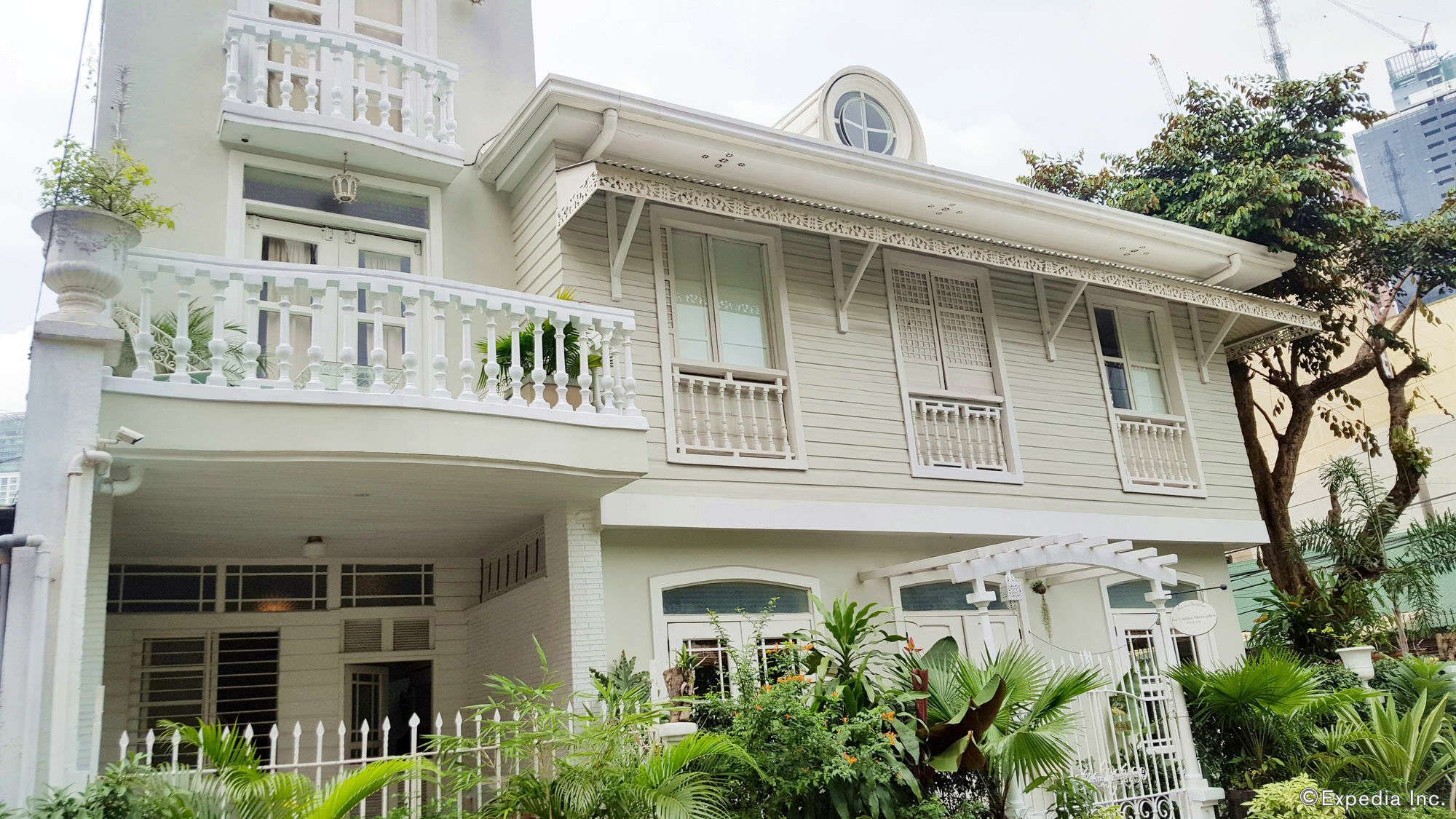 Charming La Casita Mercedes, 5Br And 5Tb For Family And Friends Staycation Makati City Bagian luar foto